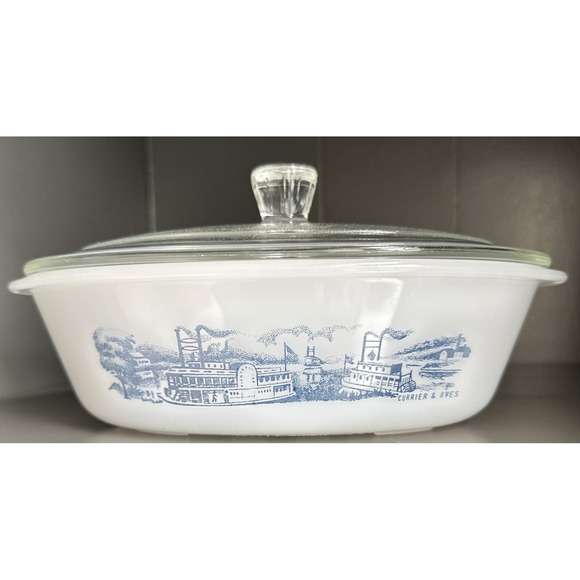 Vtg Oval Milk Glass Casserole Dish & Clear Lid Glasbake Currier & Ives 10" USA - Picture 1 of 7